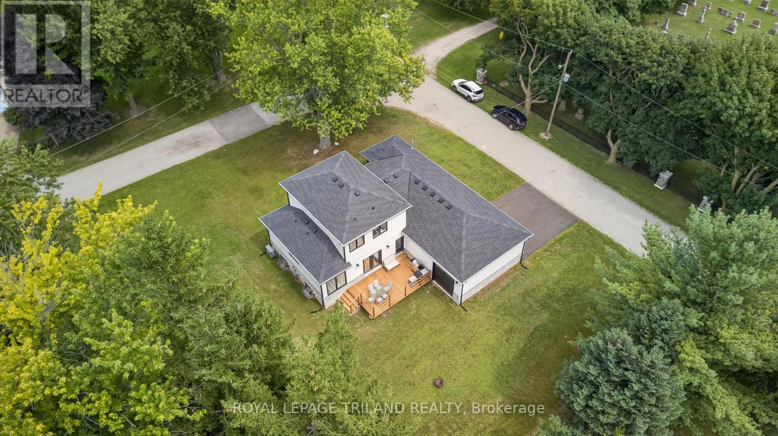4397 Mill Crescent, North Middlesex, Ontario  N0M 1A0 - Photo 3 - X13701690