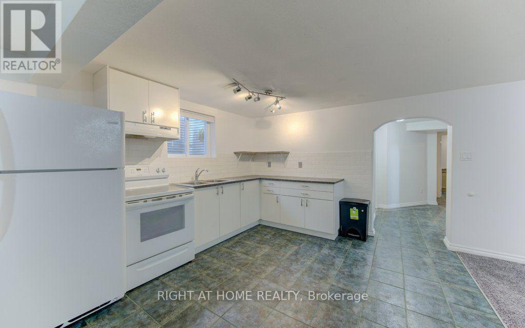 204 Holborn Drive, Kitchener, Ontario  N2A 2E8 - Photo 27 - X13706060
