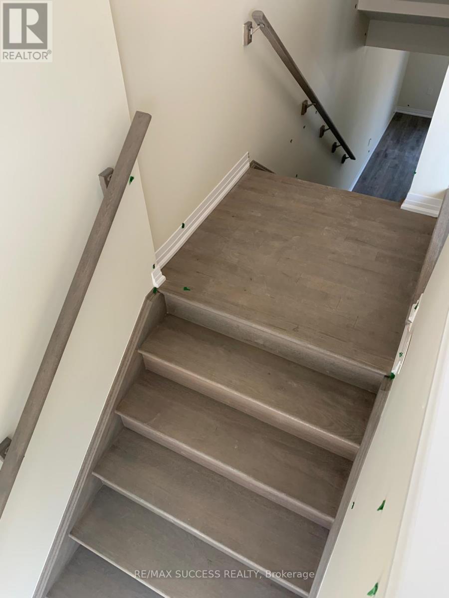 54 - 185 Bedrock Drive, Hamilton, Ontario  L8J 0M5 - Photo 2 - X13706096