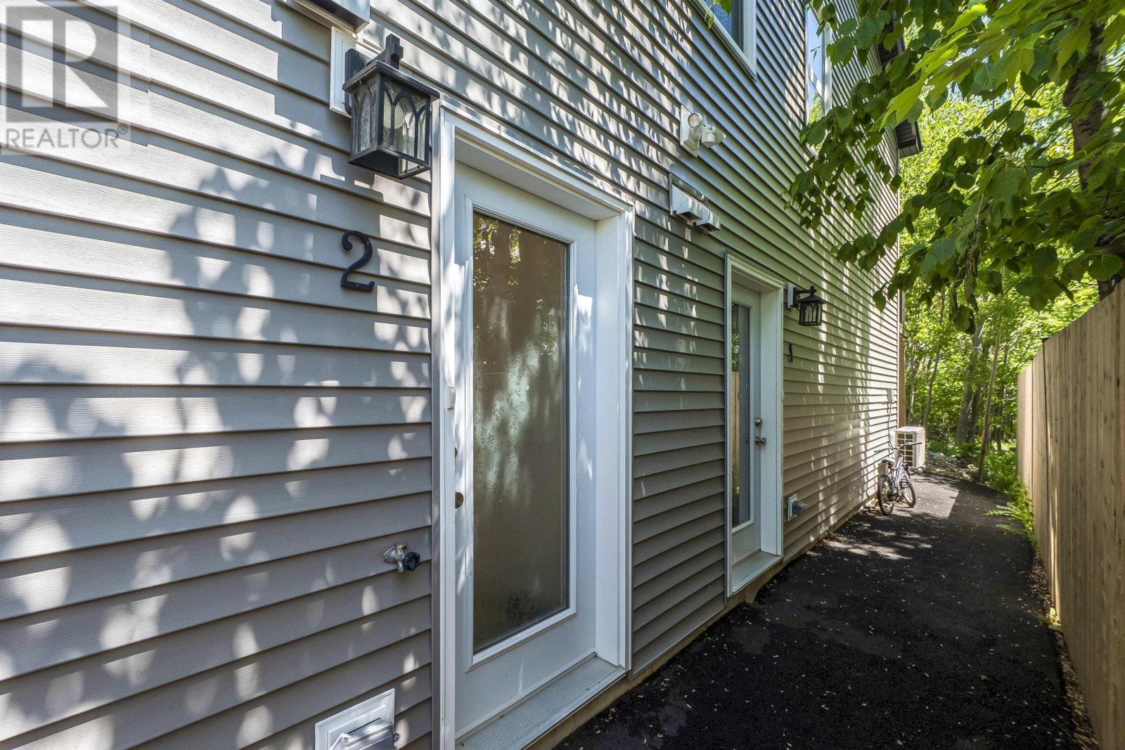 A 33 Mcintosh Street, Halifax, Nova Scotia  B3R 1G9 - Photo 2 - 202615457