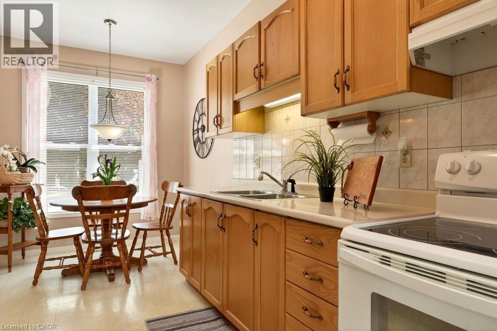 20 Kitty Murray Lane Unit# 11, Ancaster, Ontario  L9K 1L7 - Photo 6 - 40834678