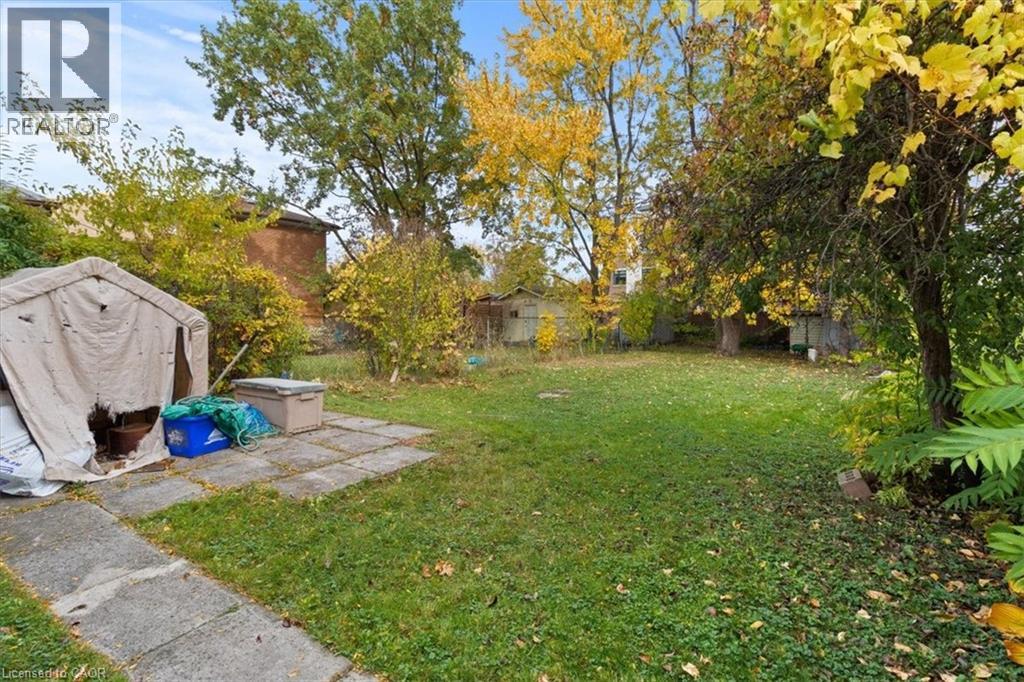 1097 Enola Avenue, Mississauga, Ontario  L5G 4B1 - Photo 11 - 40840104
