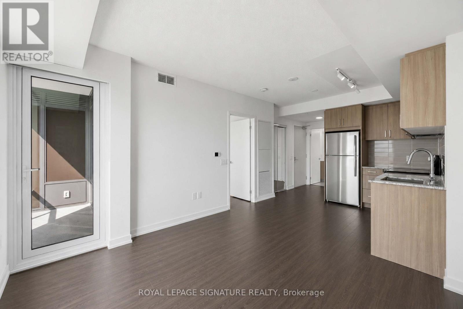 1409 - 4010 Eglinton Avenue W, Toronto, Ontario  M9A 0G5 - Photo 5 - W13654868