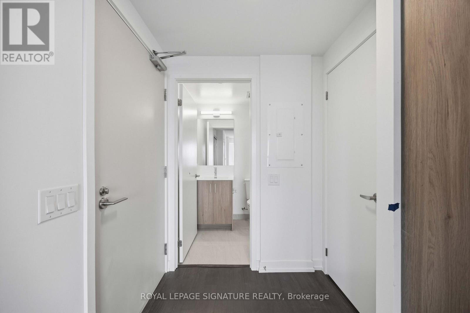 1409 - 4010 Eglinton Avenue W, Toronto, Ontario  M9A 0G5 - Photo 19 - W13654868
