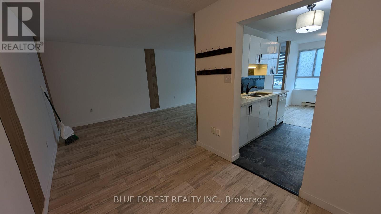 212 - 600 Grenfell Drive, London North, Ontario  N5X 2R8 - Photo 6 - X13706338