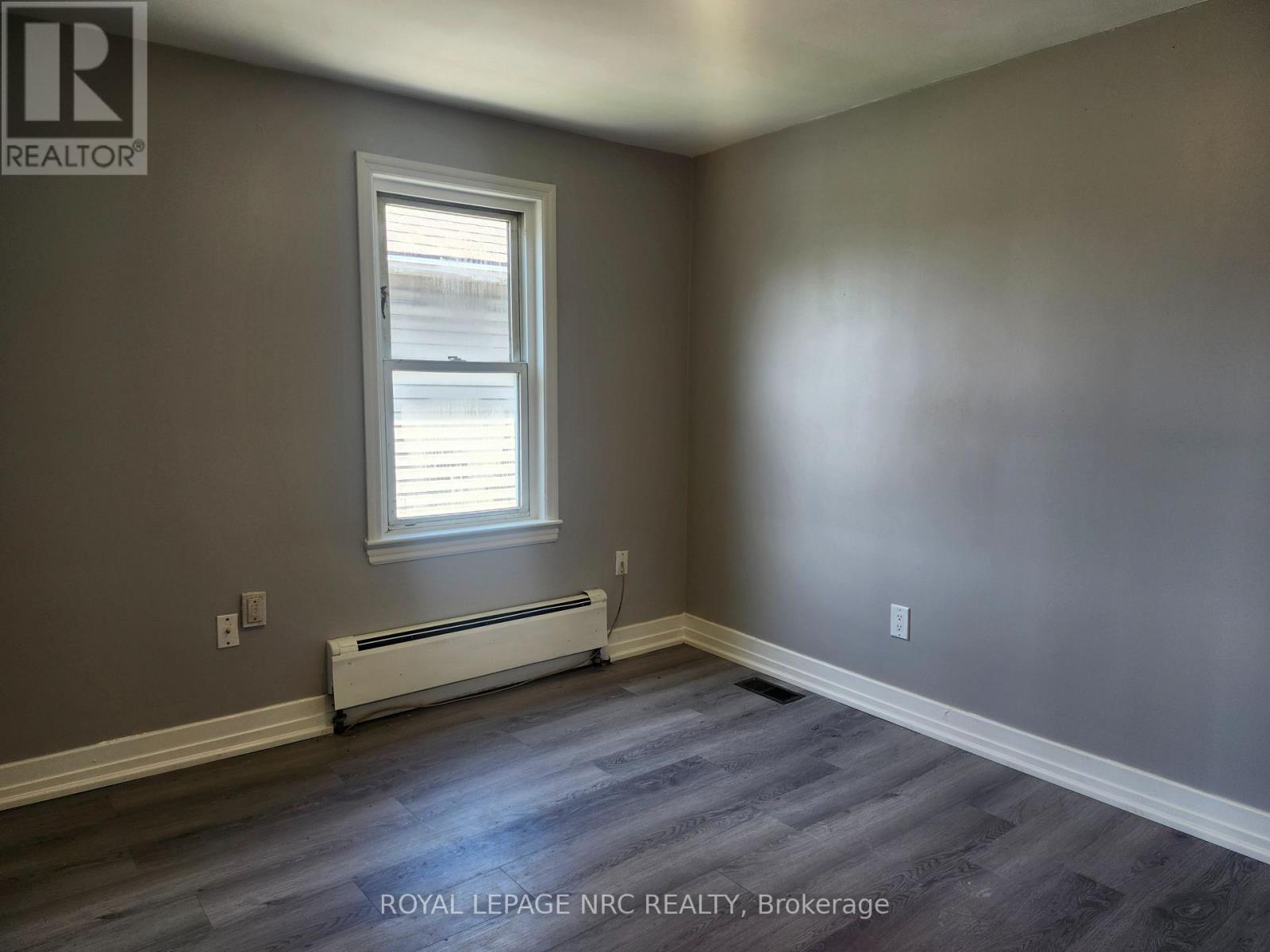 1 - 476 East Main Street, Welland, Ontario  L3B 3X6 - Photo 7 - X13682120