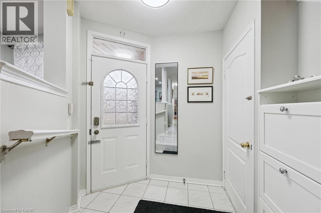 833 Scollard Court Unit# 107, Mississauga, Ontario  L5V 2B4 - Photo 5 - 40828859