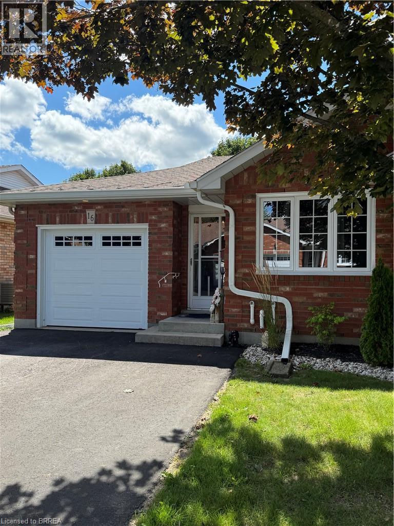 60 Whitlaw Way Unit# 16, Paris, Ontario  N3L 4C3 - Photo 2 - 40857290