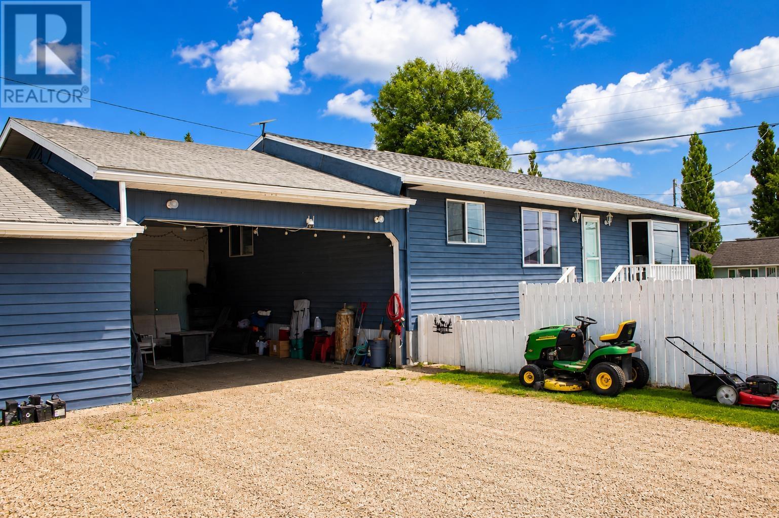 501 Atwood Ave, Rainy River, Ontario  P0W 1L0 - Photo 4 - TB2602485