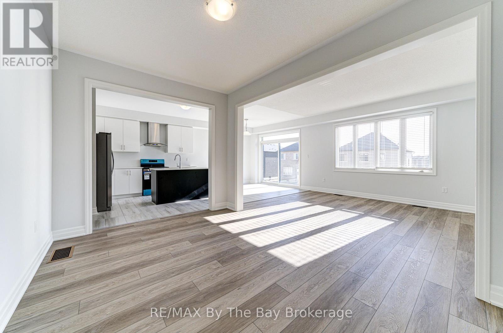 17 Rosanne Circle, Wasaga Beach, Ontario  L9Z 0N4 - Photo 18 - S13706370