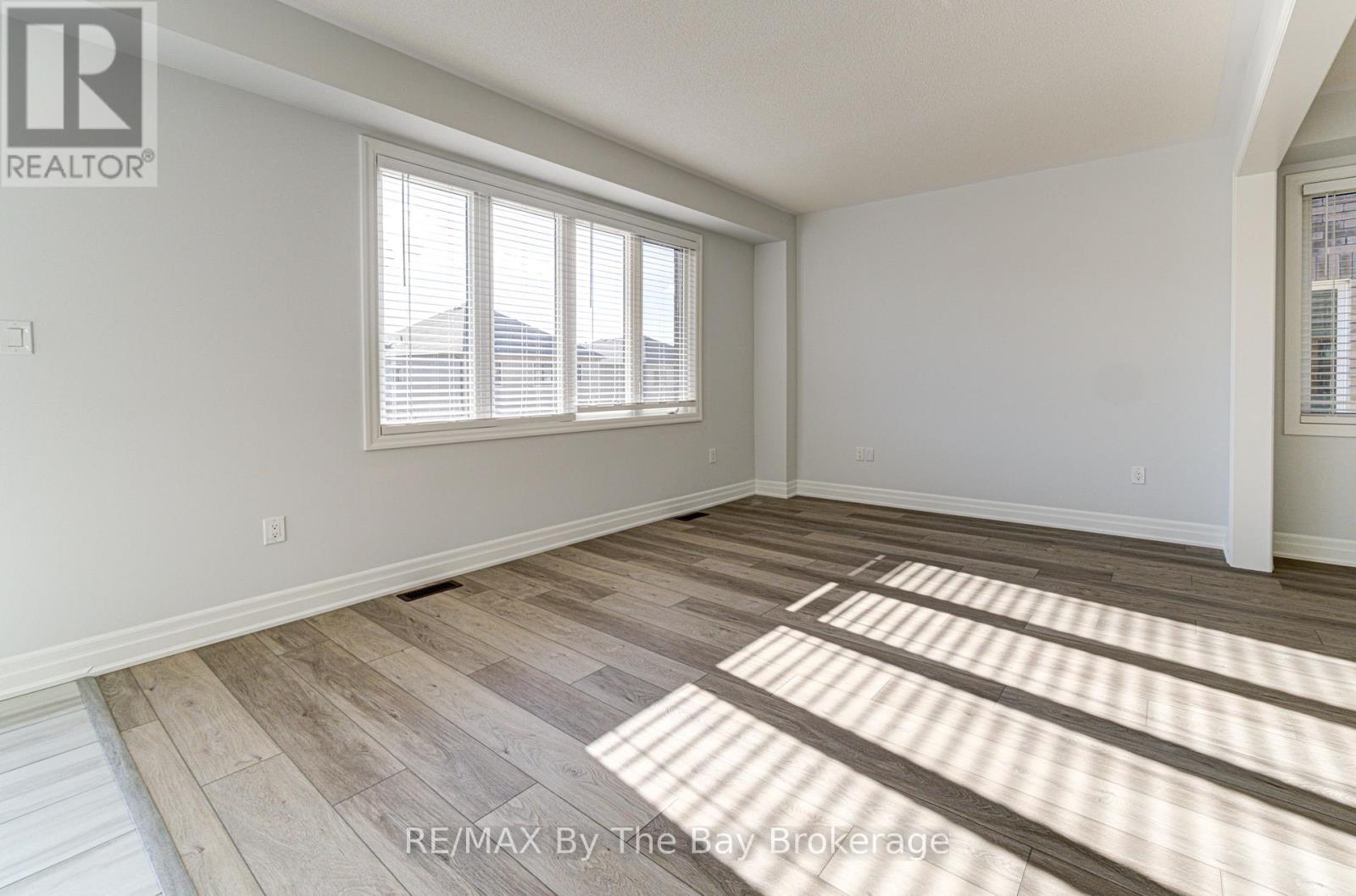 17 Rosanne Circle, Wasaga Beach, Ontario  L9Z 0N4 - Photo 21 - S13706370