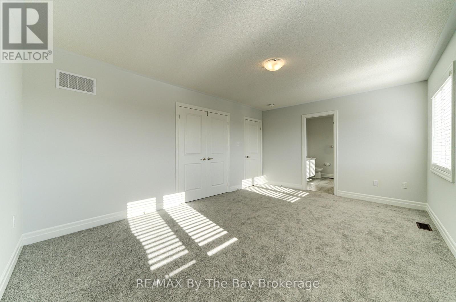 17 Rosanne Circle, Wasaga Beach, Ontario  L9Z 0N4 - Photo 27 - S13706370