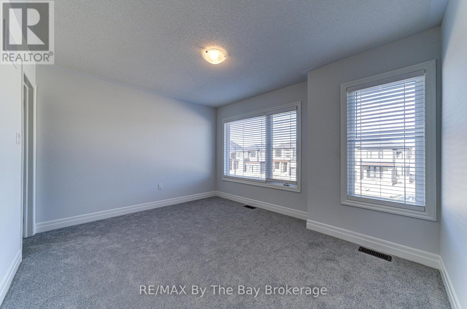 17 Rosanne Circle, Wasaga Beach, Ontario  L9Z 0N4 - Photo 34 - S13706370