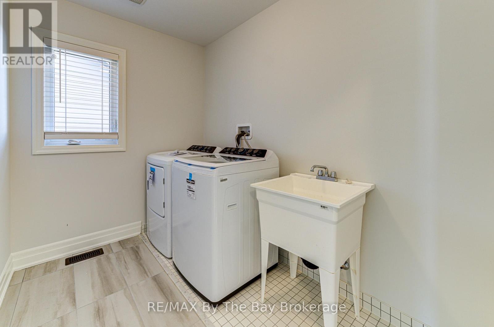 17 Rosanne Circle, Wasaga Beach, Ontario  L9Z 0N4 - Photo 40 - S13706370