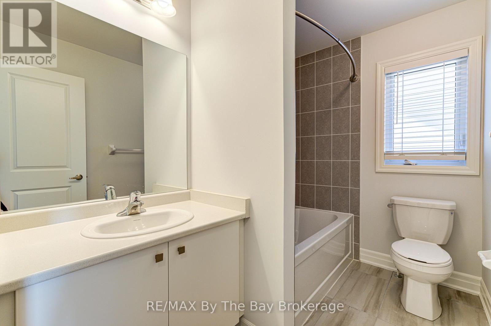 17 Rosanne Circle, Wasaga Beach, Ontario  L9Z 0N4 - Photo 41 - S13706370