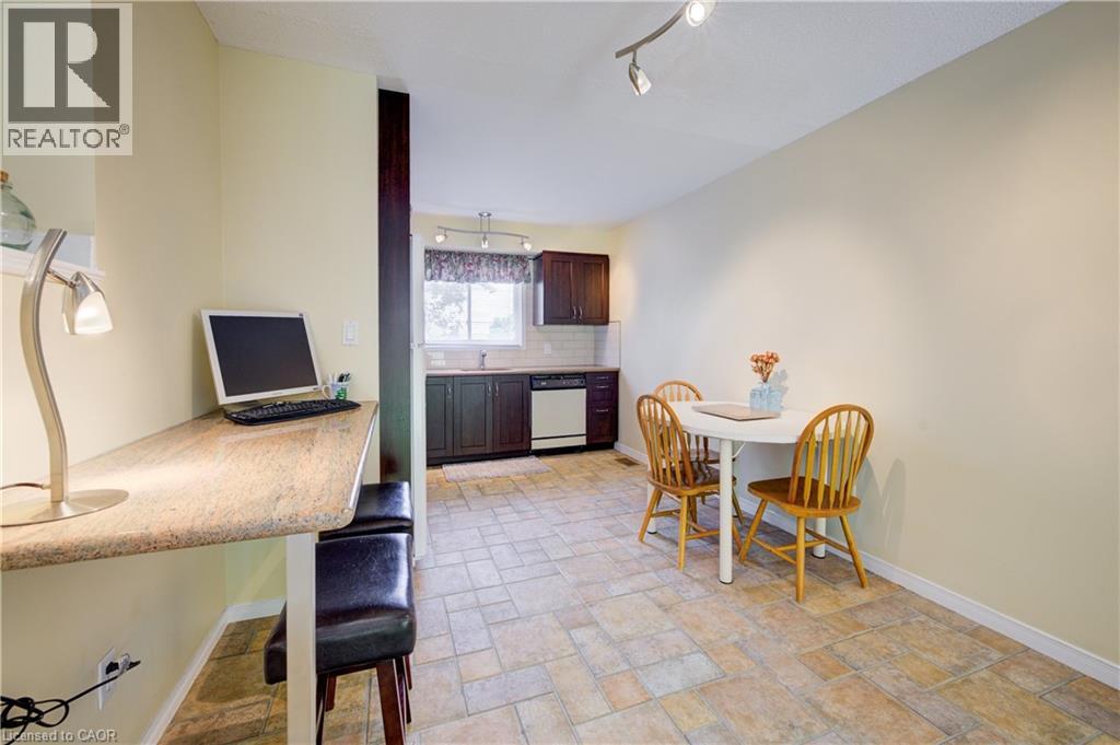589 Beechwood Drive Unit# 26, Waterloo, Ontario  N2T 2K9 - Photo 11 - 40857894