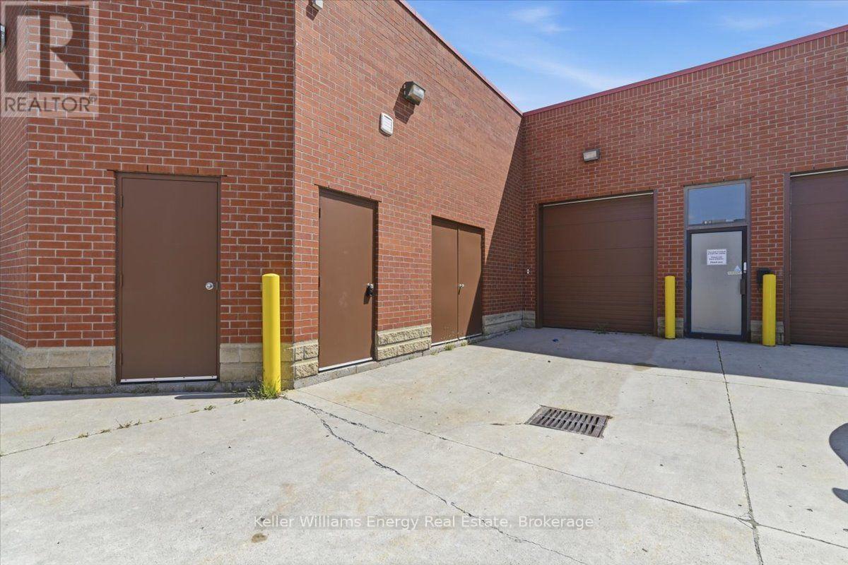 D3 - 1540 Dundas Street E, Whitby, Ontario  L1N 2K7 - Photo 14 - E13706316