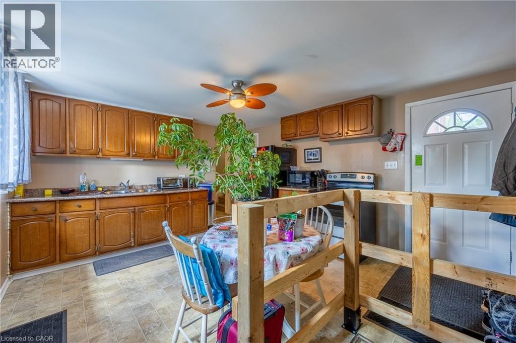302 Simcoe Street, Woodstock, Ontario  N4S 1H9 - Photo 6 - 40846034