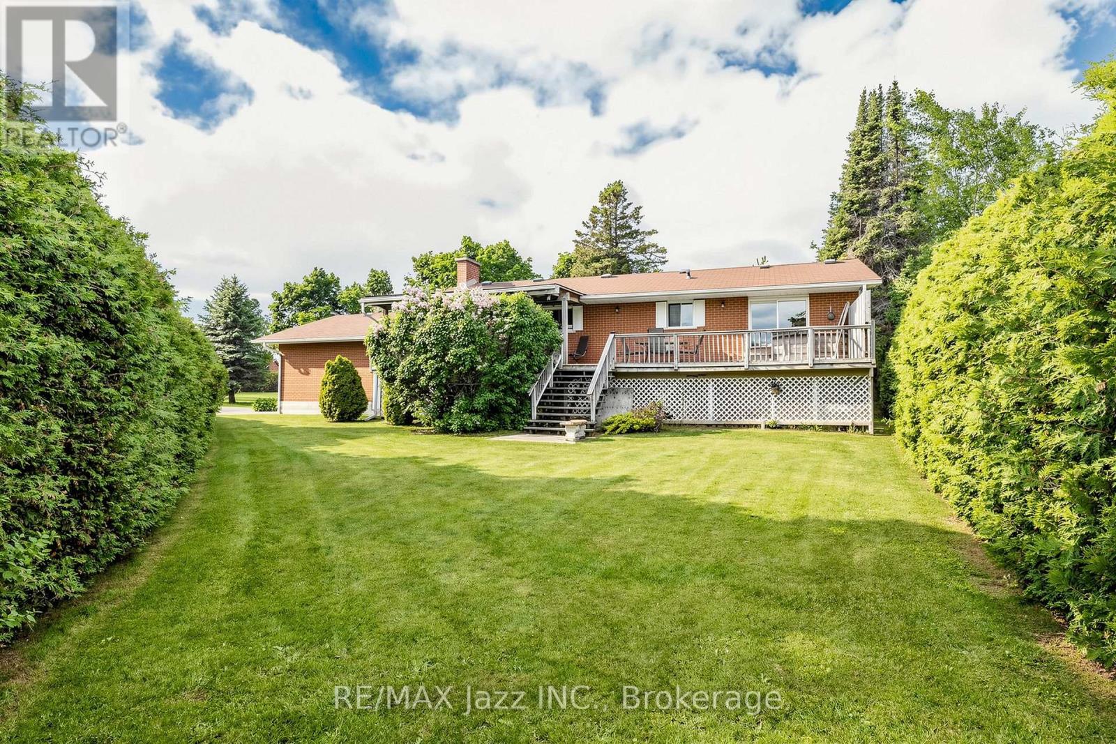 15 Beavers Lane, Kawartha Lakes, Ontario  K0M 2T0 - Photo 2 - X13706334