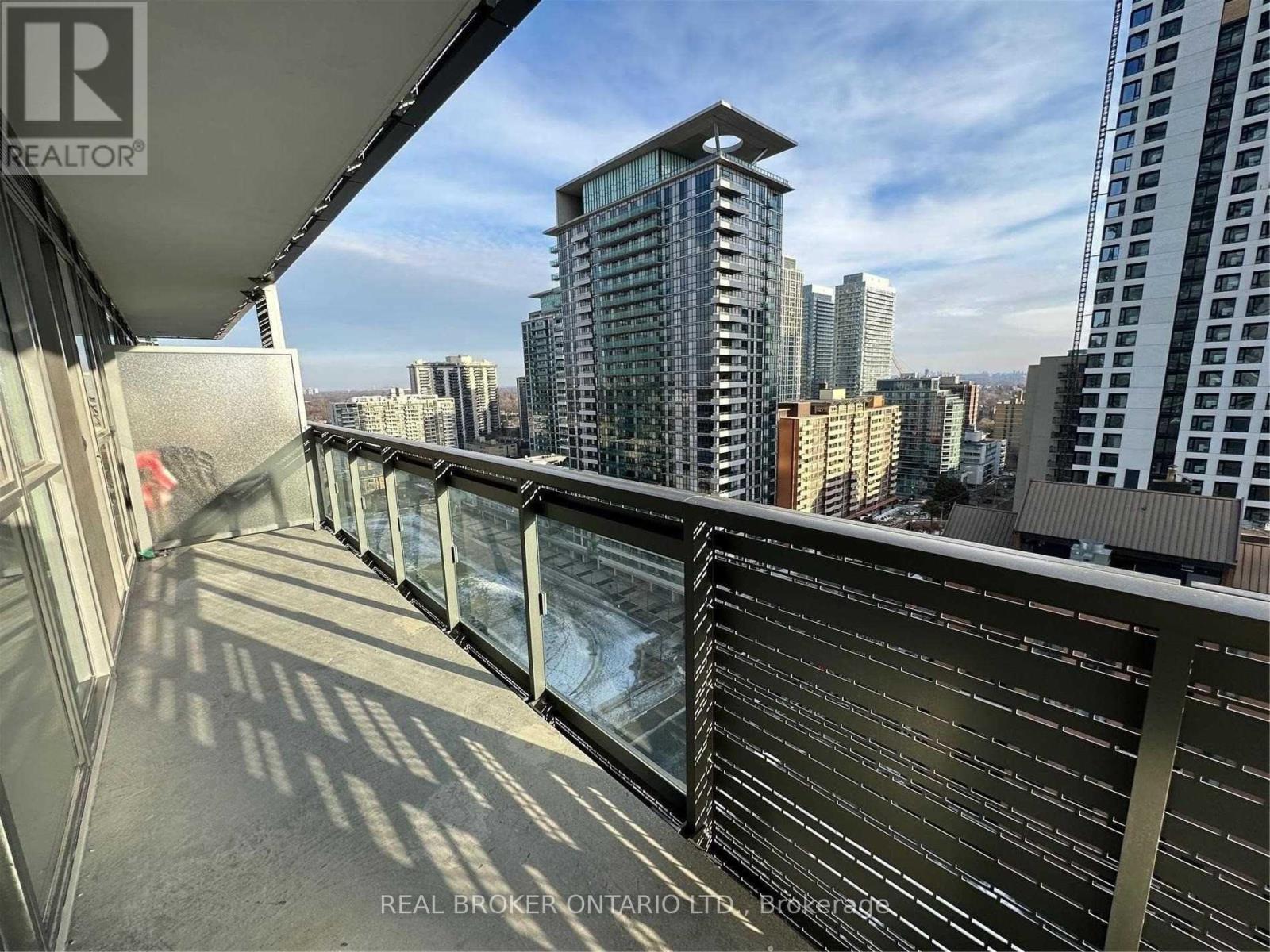 1401 - 39 Roehampton Avenue, Toronto, Ontario  M4P 1P9 - Photo 2 - C13706332