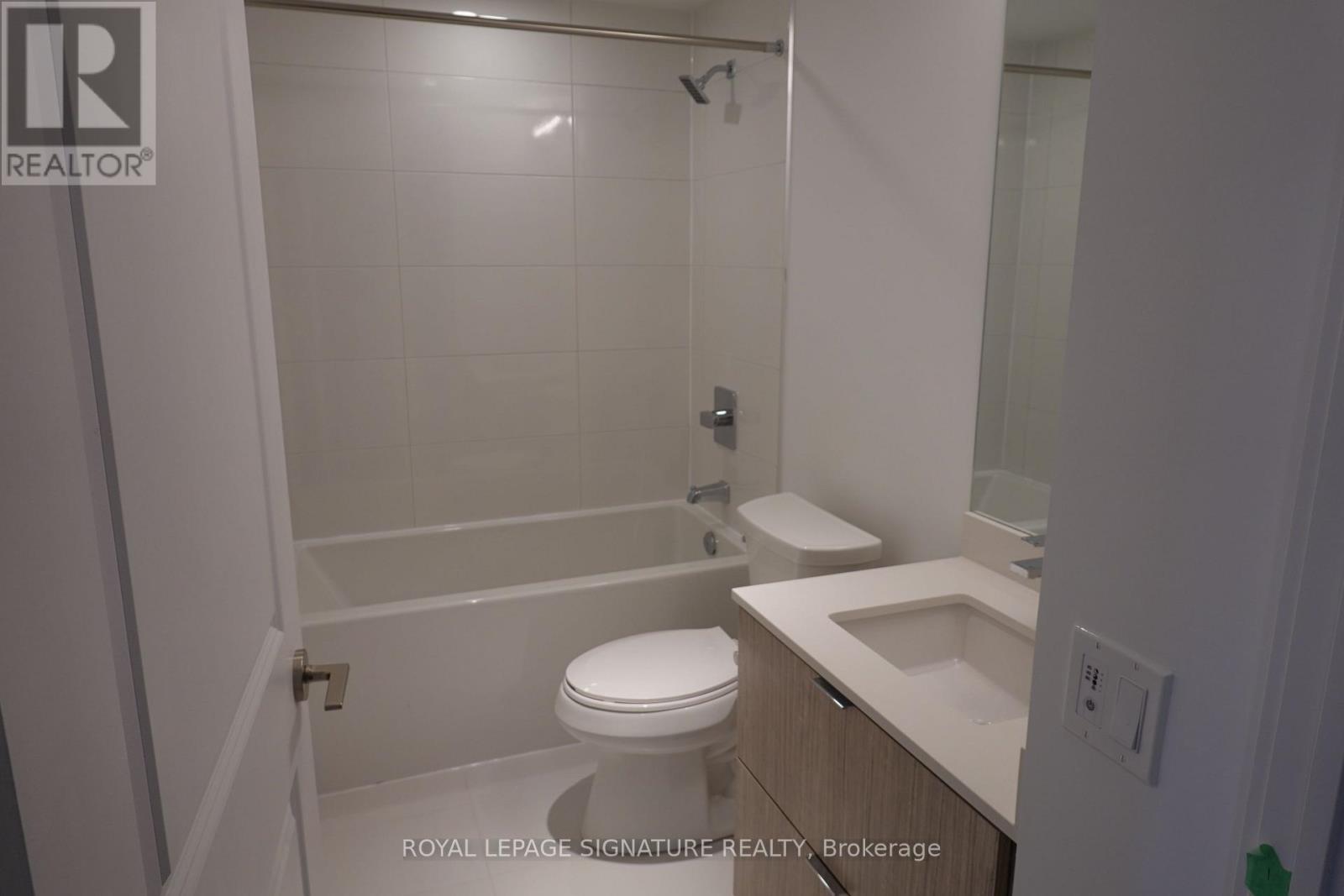 3211 - 395 Bloor Street E, Toronto, Ontario  M4W 0B4 - Photo 6 - C13706368
