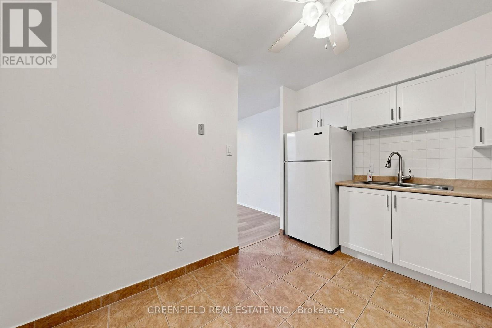 205 - 897 Sheppard Avenue W, Toronto, Ontario M3H 2T4 - Photo 10 - C13706376