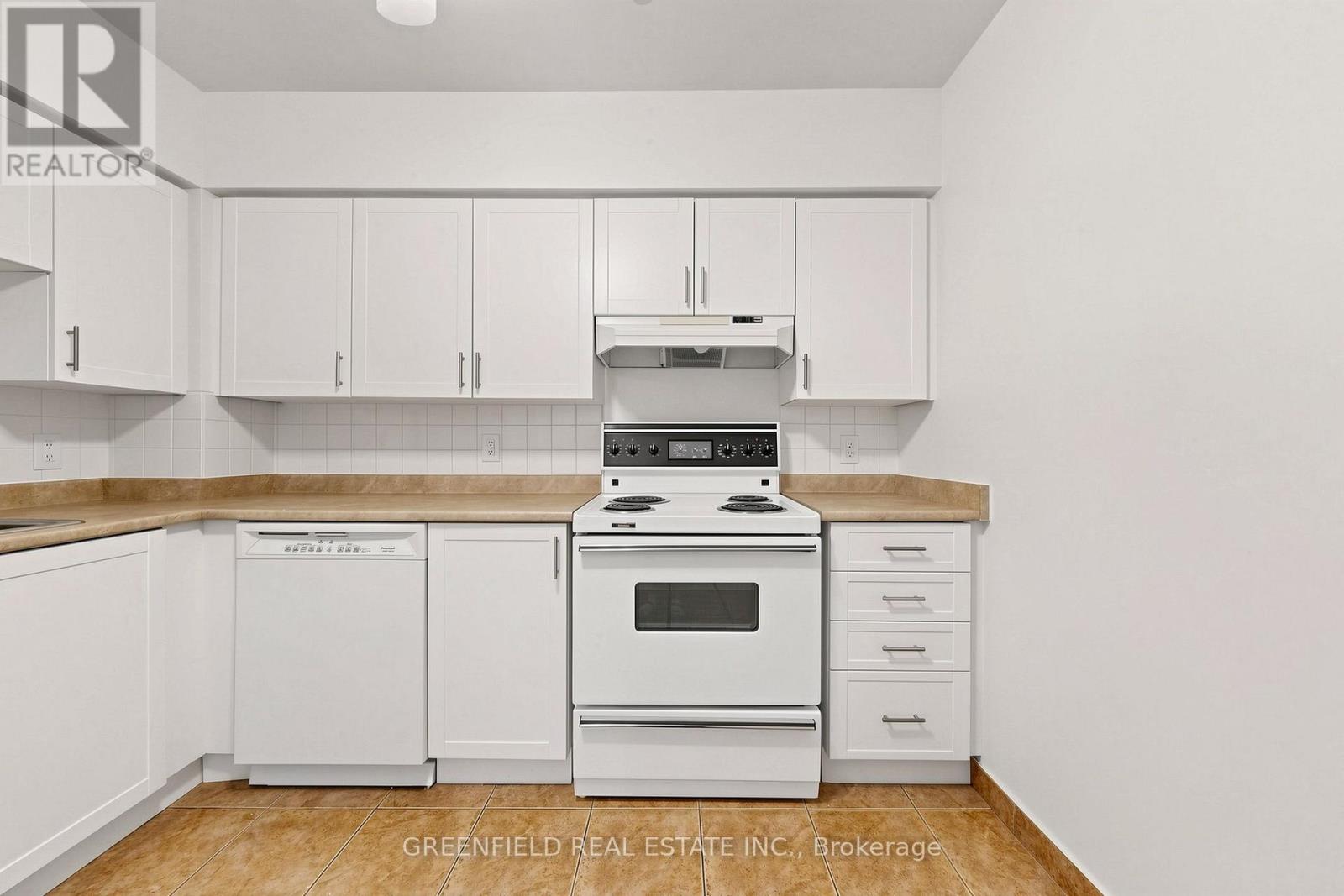 205 - 897 Sheppard Avenue W, Toronto, Ontario M3H 2T4 - Photo 11 - C13706376