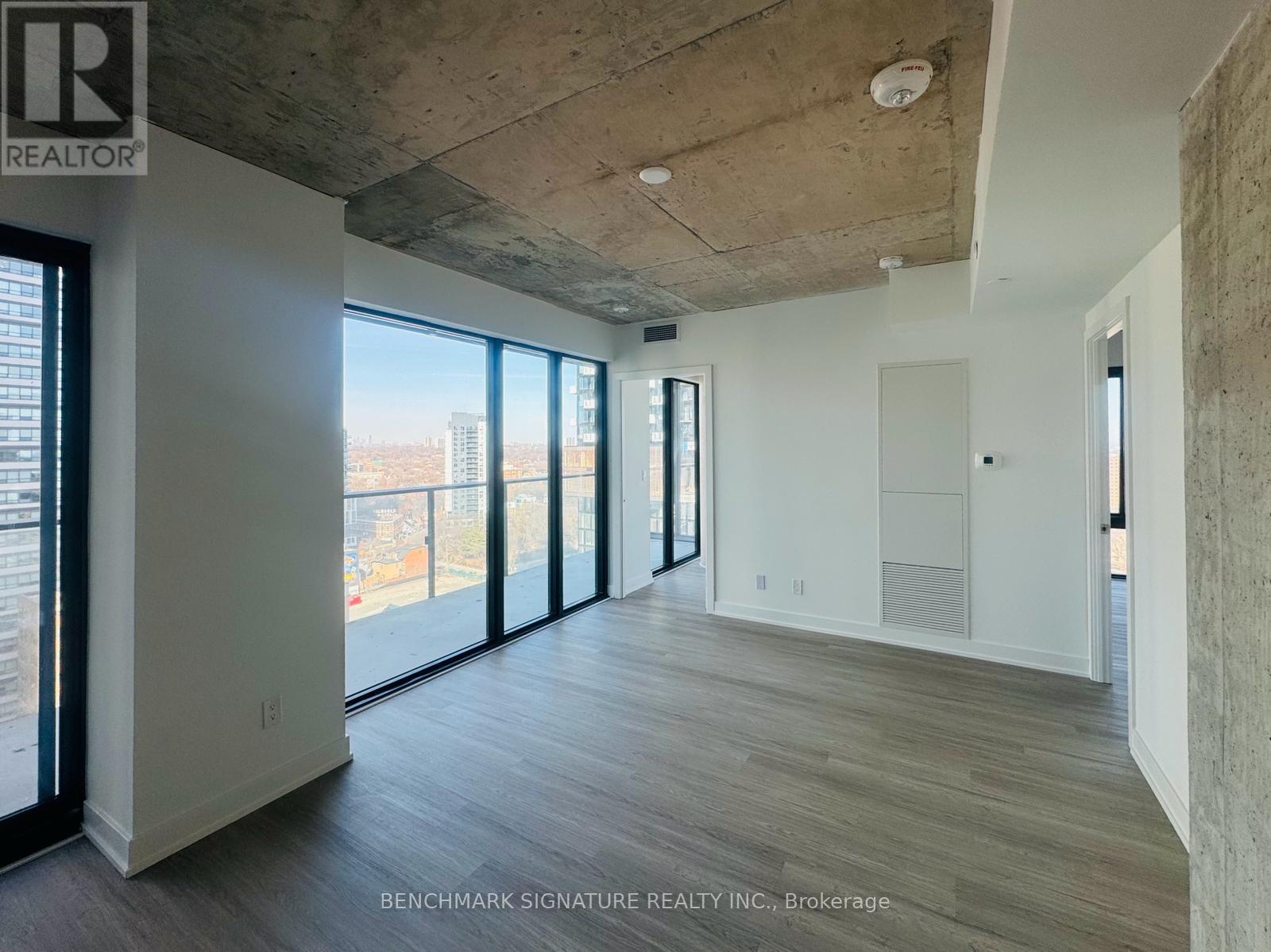 1705 - 47 Mutual Street, Toronto, Ontario  M5B 0C6 - Photo 2 - C13706440