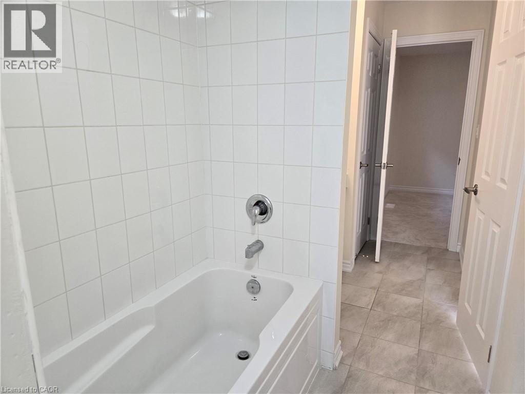395 Barker Parkway, Thorold, Ontario  L2V 0K6 - Photo 17 - 40850751