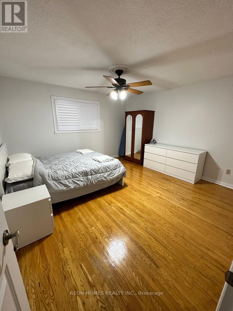 3 Lord Roberts Drive, Toronto, Ontario M1K 3W1 - Photo 8 - E13706324