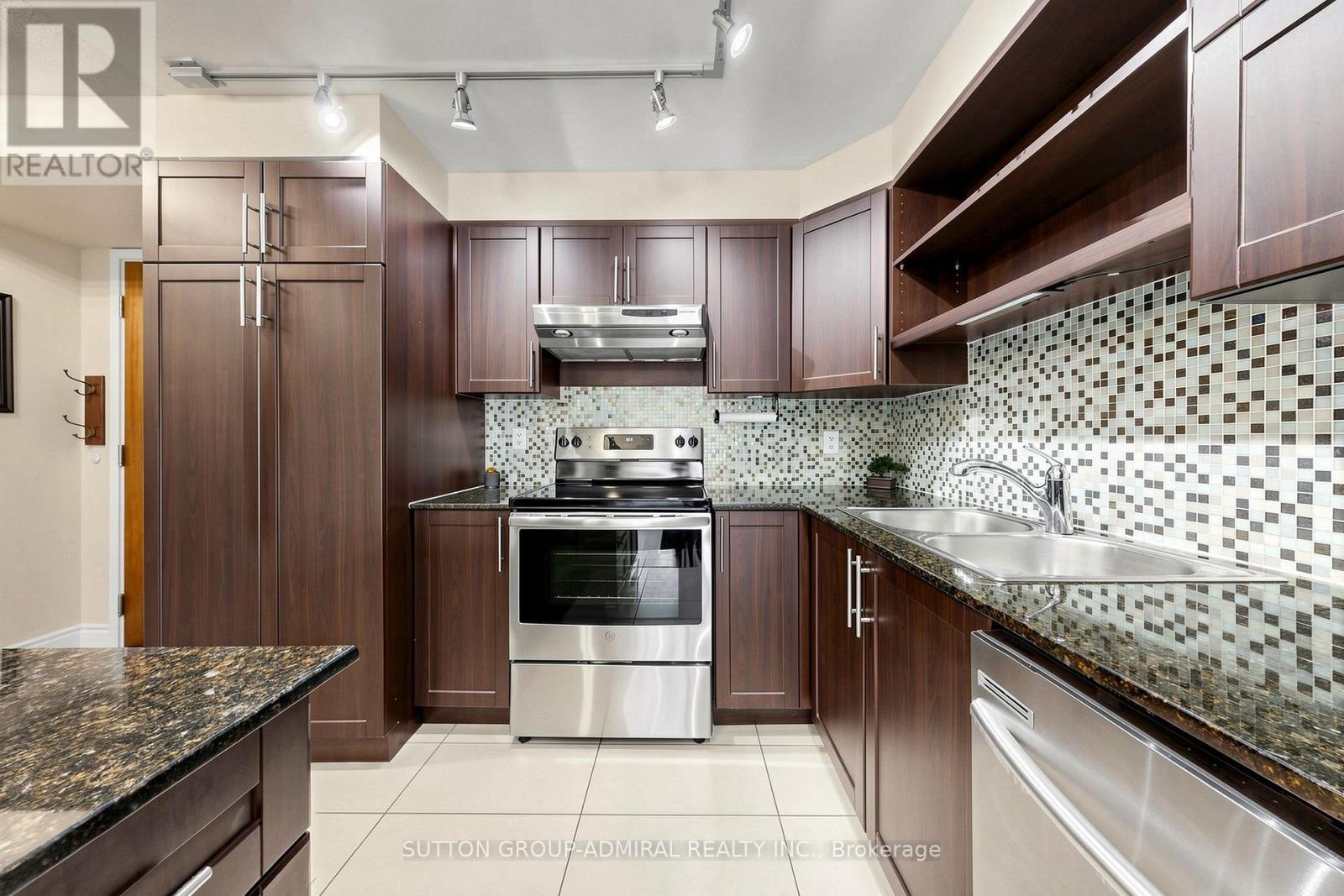 210 - 39 Galleria Parkway, Markham, Ontario  L3T 0A6 - Photo 18 - N13706366