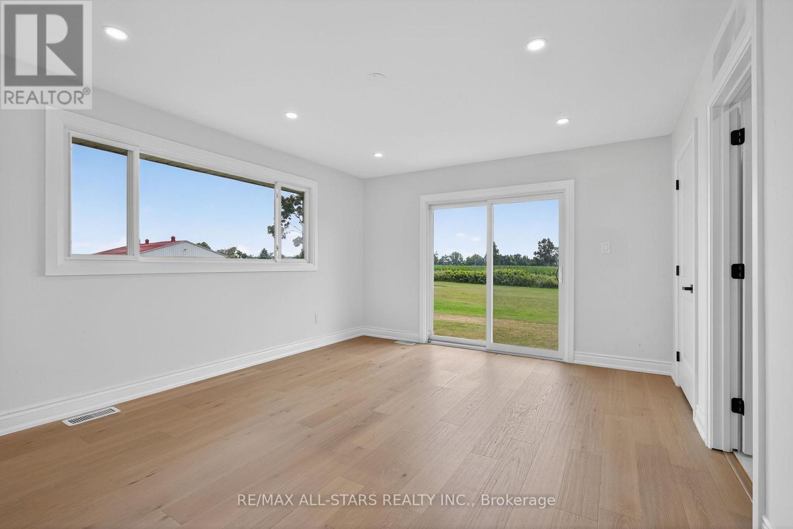 22429 Kennedy Road, East Gwillimbury, Ontario  L0G 1R0 - Photo 21 - N13706388