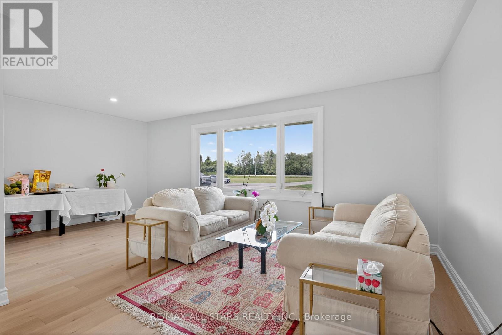 22429 Kennedy Road, East Gwillimbury, Ontario  L0G 1R0 - Photo 9 - N13706388