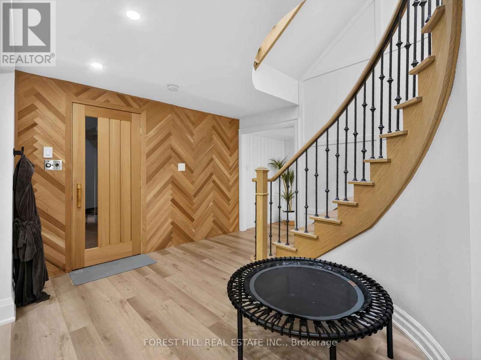 118 Pathlane Road, Richmond Hill, Ontario  L4B 4R1 - Photo 41 - N13706398