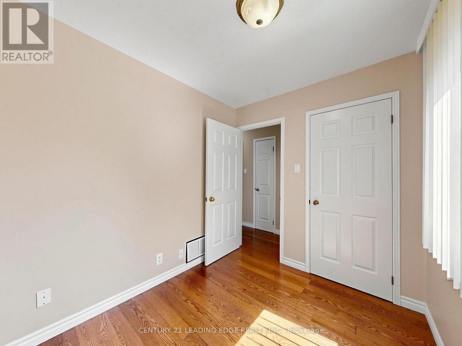 177 Silas Boulevard, Georgina, Ontario  L4P 2K2 - Photo 23 - N13706412
