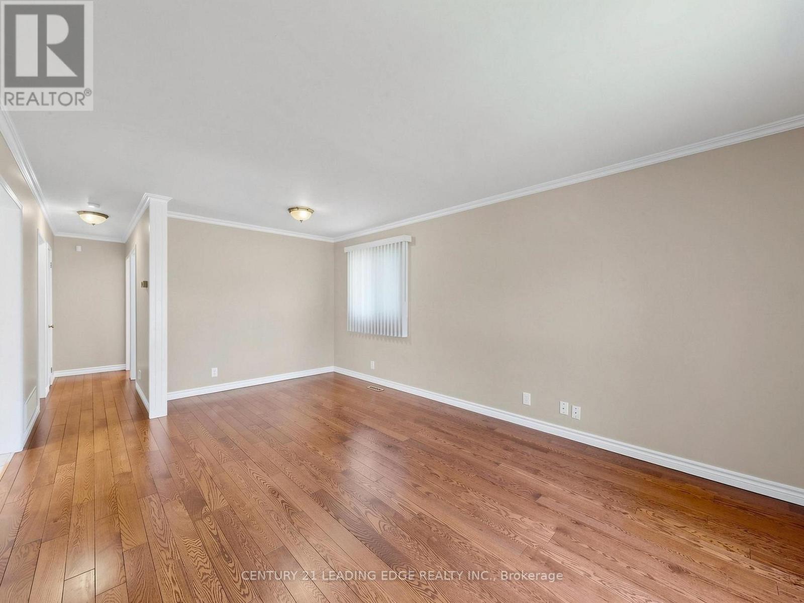 177 Silas Boulevard, Georgina, Ontario  L4P 2K2 - Photo 8 - N13706412