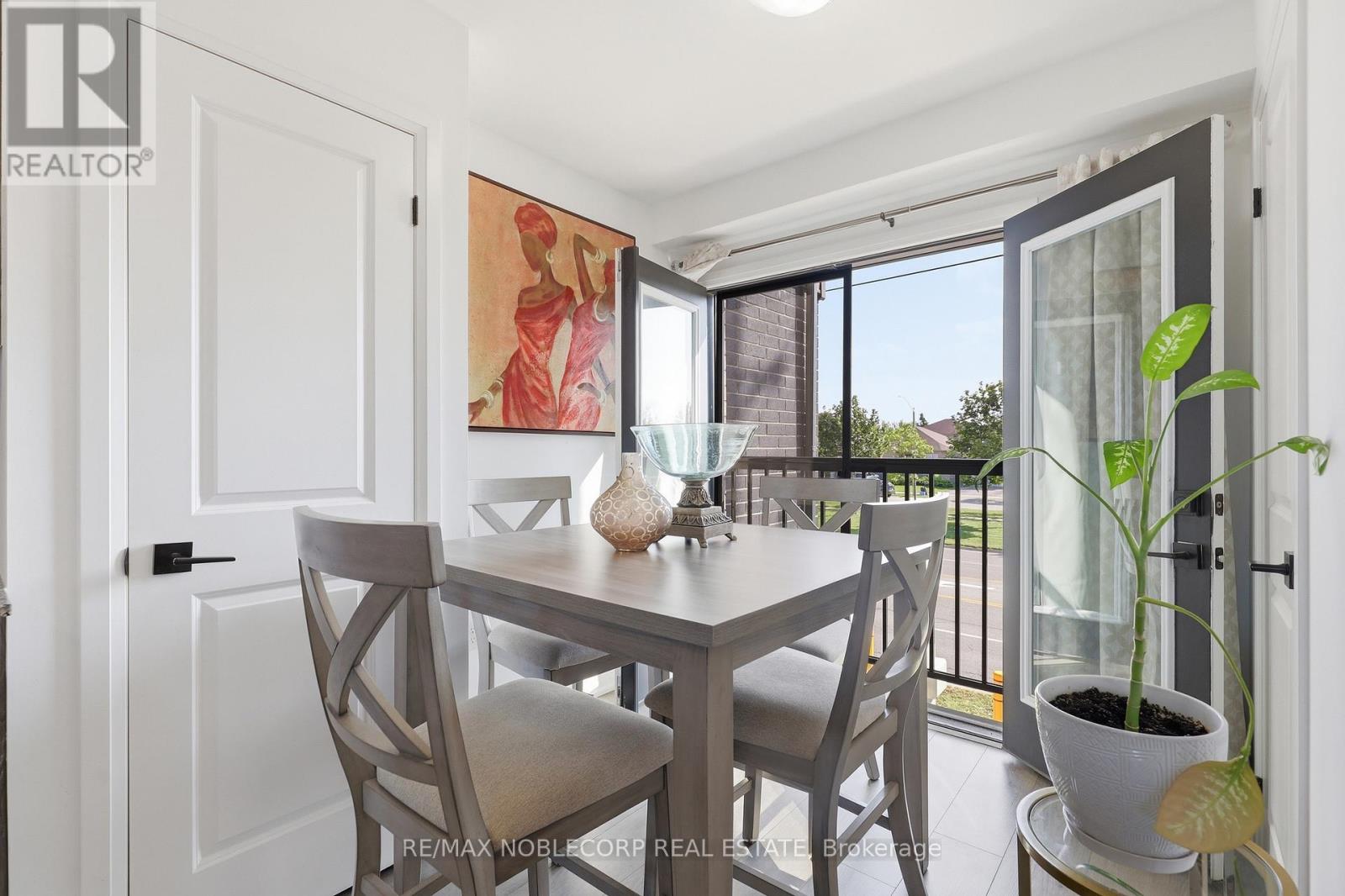 51 Fairlane Avenue, Barrie, Ontario  L9J 0N1 - Photo 7 - S13706386