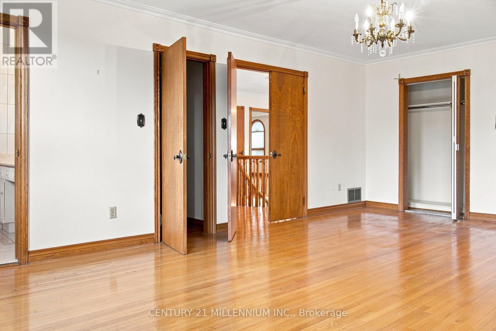 44 Wigwoss Drive, Vaughan, Ontario  L4L 2P8 - Photo 15 - N13663816