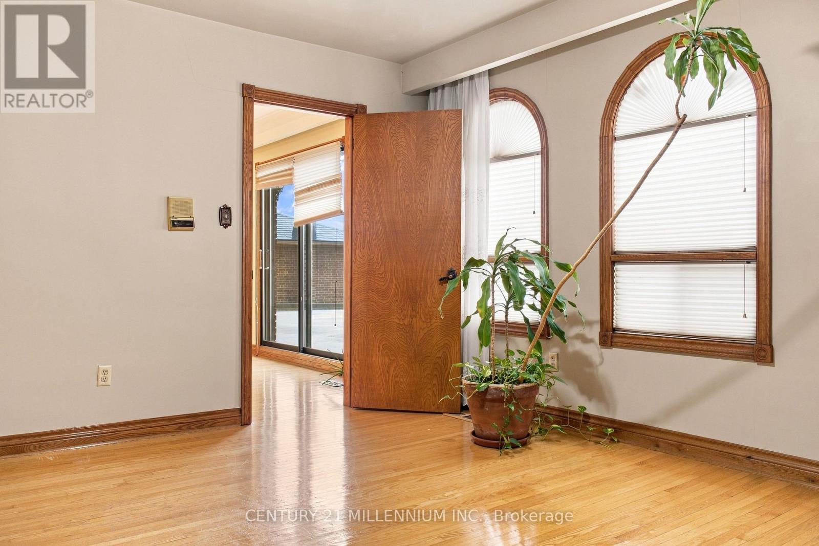 44 Wigwoss Drive, Vaughan, Ontario  L4L 2P8 - Photo 24 - N13663816