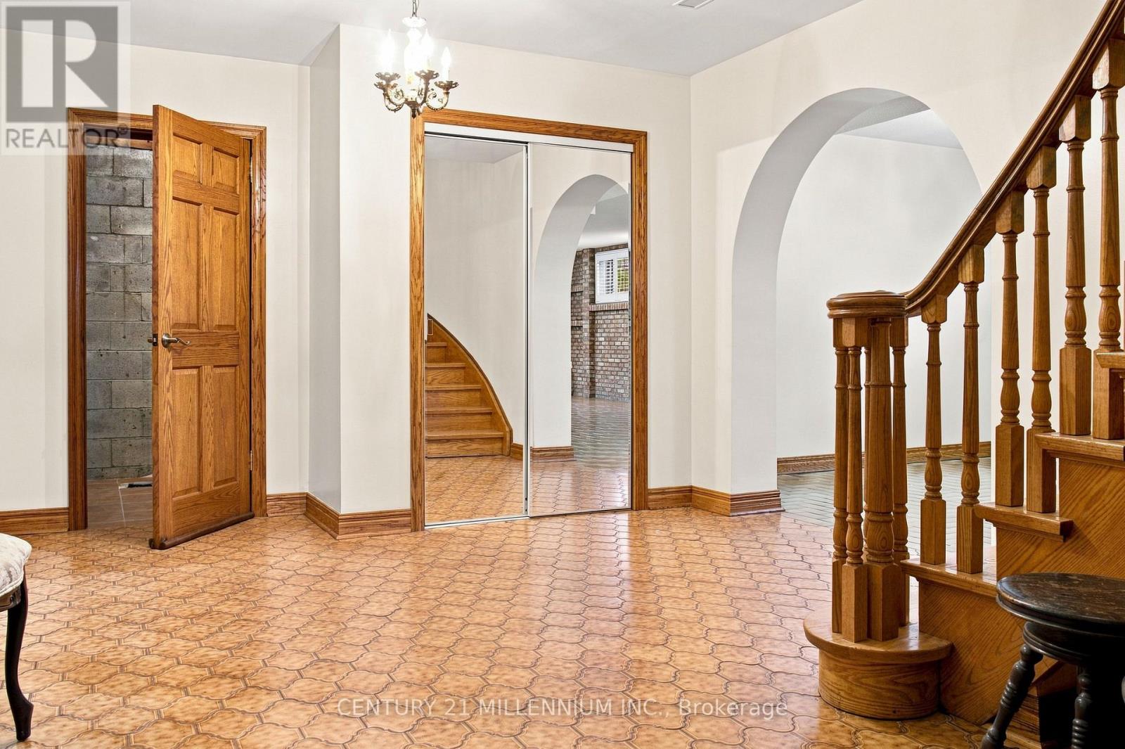 44 Wigwoss Drive, Vaughan, Ontario  L4L 2P8 - Photo 30 - N13663816