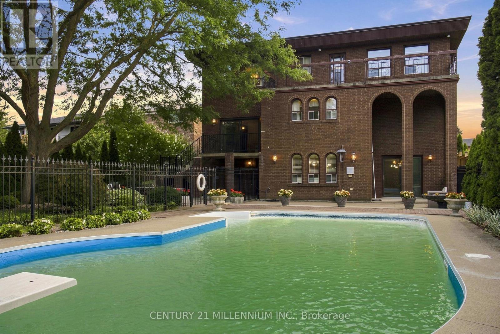44 Wigwoss Drive, Vaughan, Ontario  L4L 2P8 - Photo 37 - N13663816