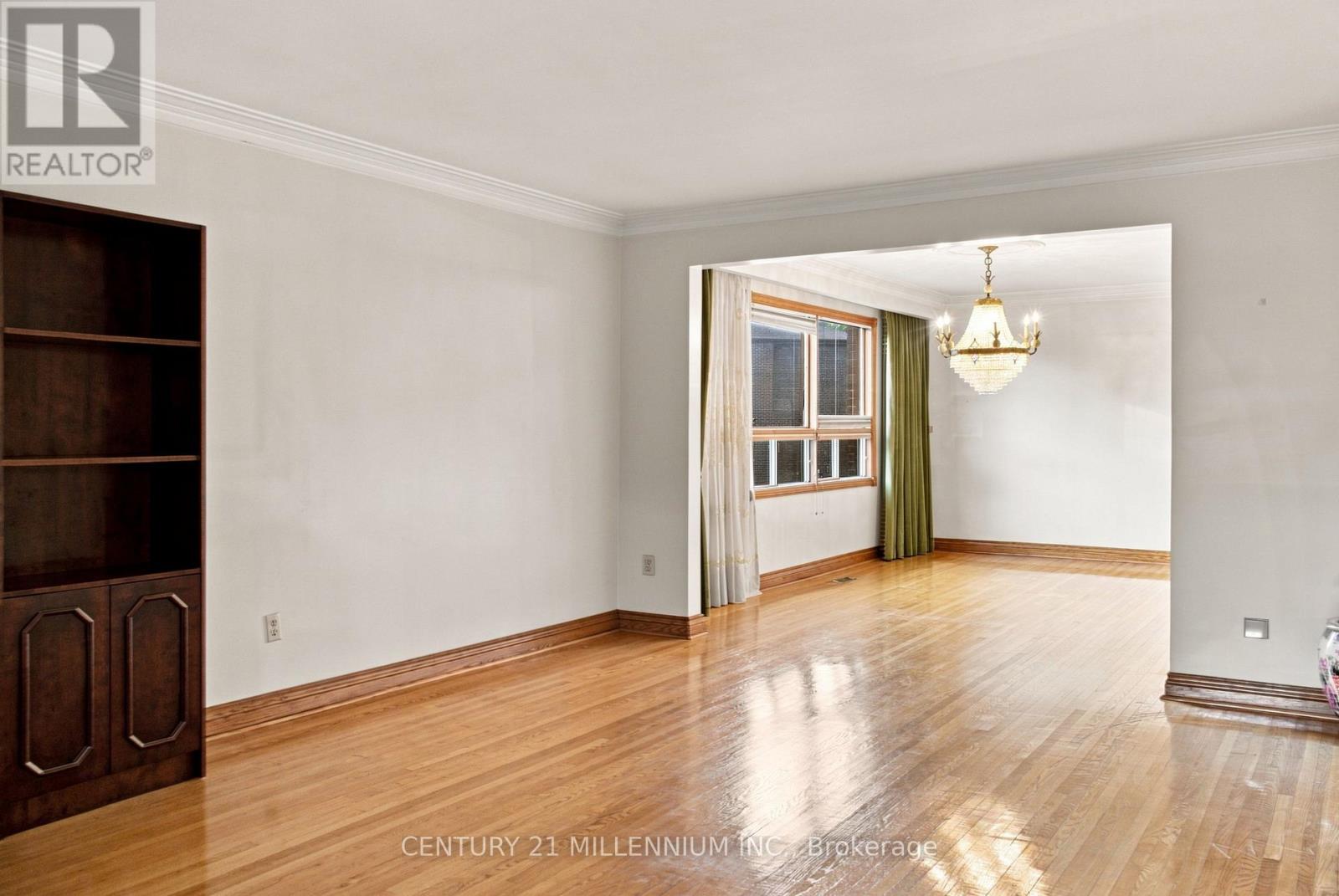 44 Wigwoss Drive, Vaughan, Ontario  L4L 2P8 - Photo 6 - N13663816