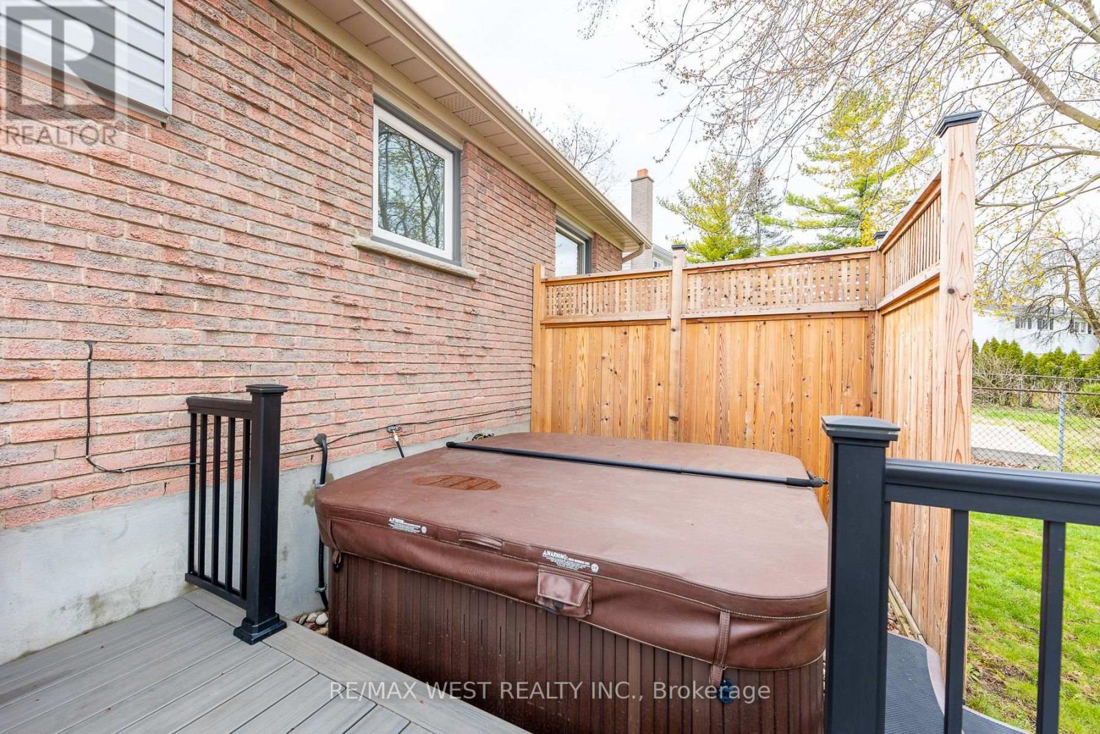 20 Sanderson Crescent, Richmond Hill, Ontario  L4C 5L4 - Photo 27 - N13705946