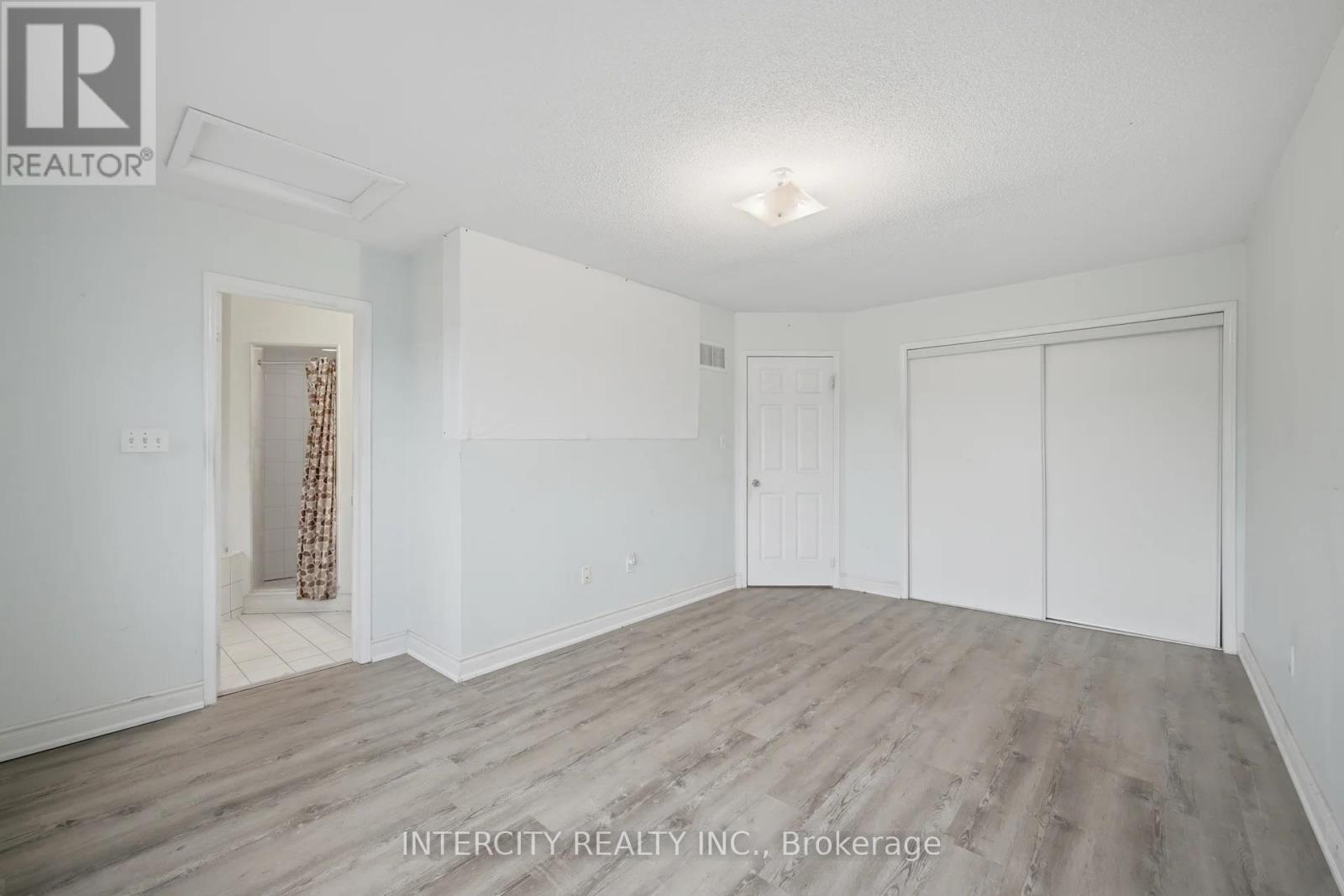 42 Mosley Crescent, Brampton, Ontario  L6Y 5C8 - Photo 23 - W13663702