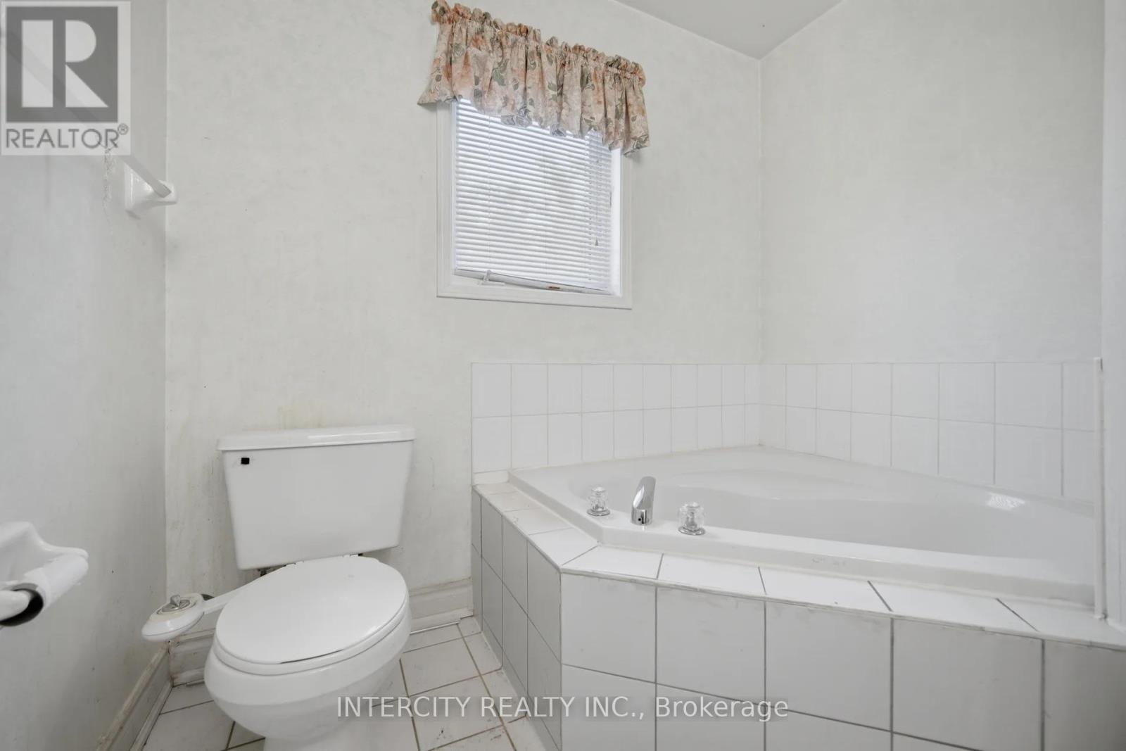 42 Mosley Crescent, Brampton, Ontario  L6Y 5C8 - Photo 25 - W13663702