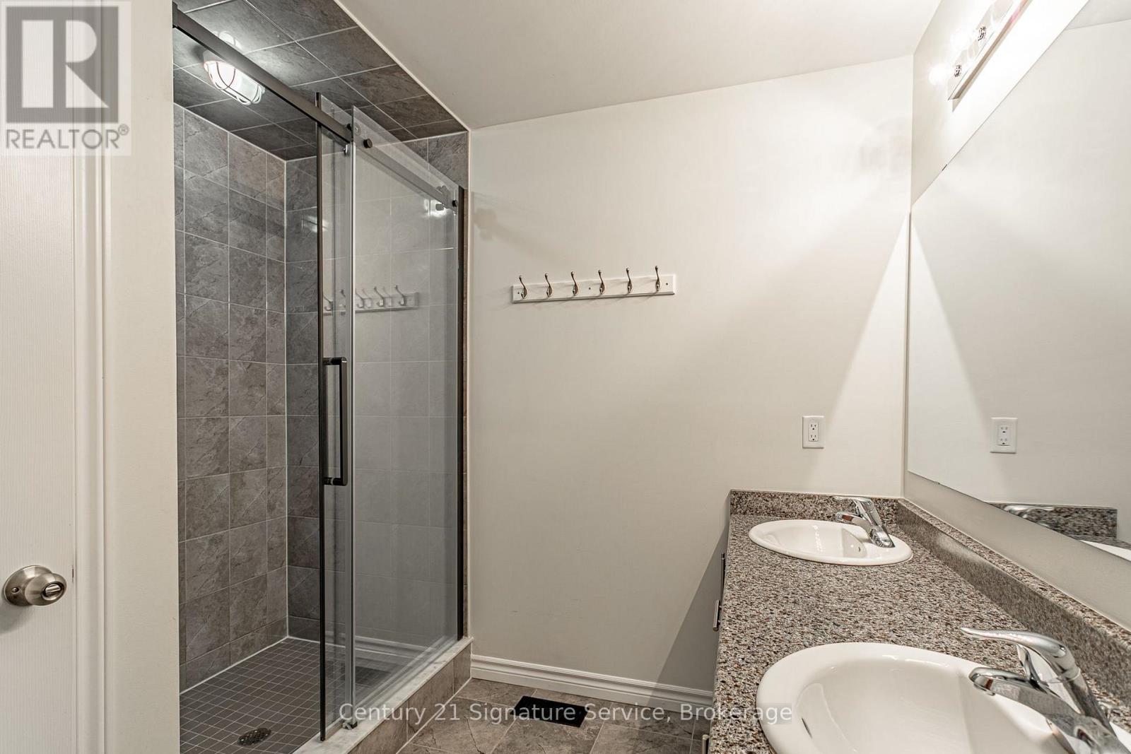 27 Freer Drive, North Dumfries, Ontario  N0B 1E0 - Photo 32 - X13705680