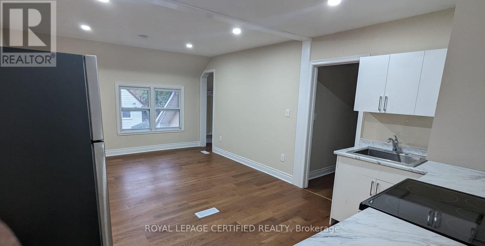1468 Dundas Crescent, Mississauga, Ontario L5C 1E9 - Photo 5 - W13706314