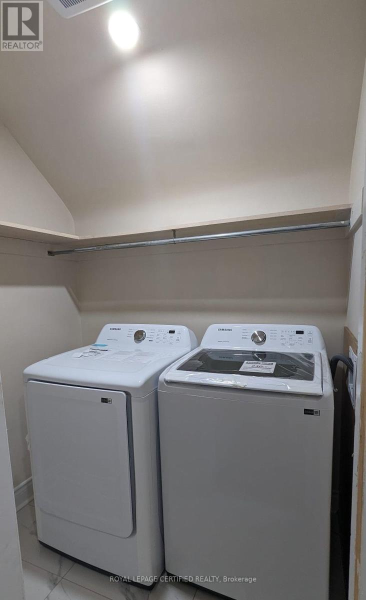 1468 Dundas Crescent, Mississauga, Ontario L5C 1E9 - Photo 6 - W13706314