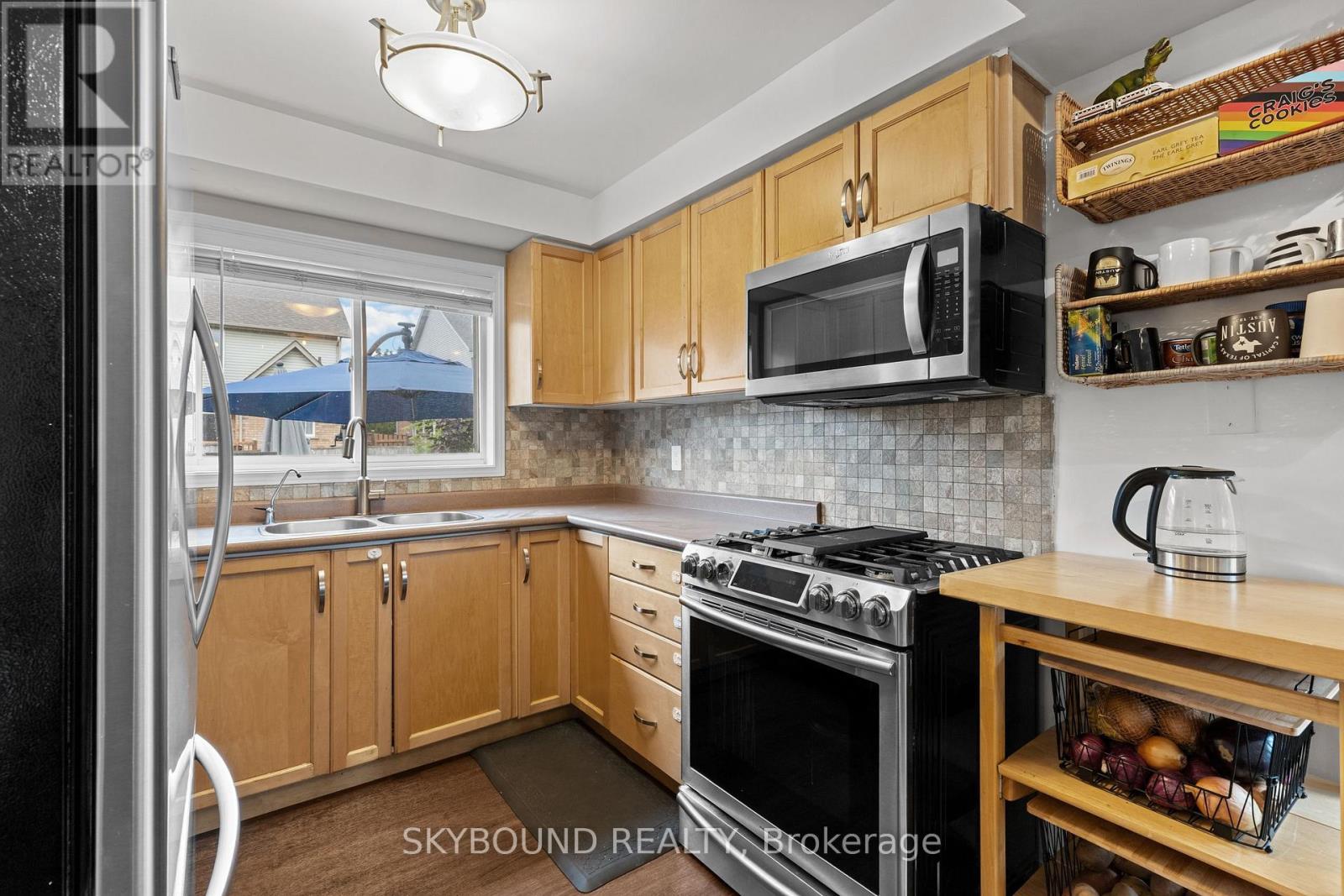 1296 Blanshard Drive, Burlington, Ontario L7M 4S3 - Photo 12 - W13706340