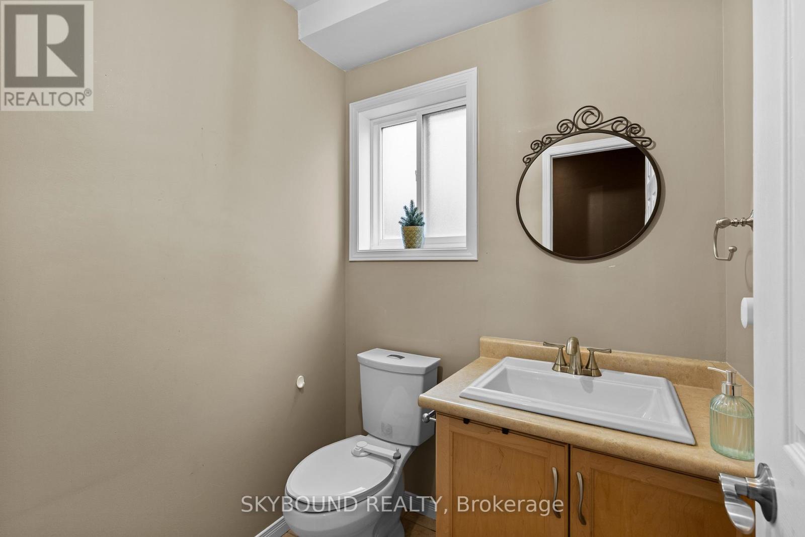 1296 Blanshard Drive, Burlington, Ontario L7M 4S3 - Photo 15 - W13706340